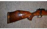 Weatherby Mark V Deluxe ~ 7mm Weatherby Mag - 2 of 9