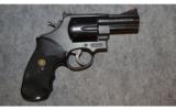 Smith & Wesson Bounty Hunter ~ .44 Magnum - 1 of 2