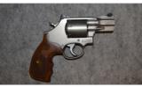 Smith & Wesson 686-6 ~ .357 Magnum - 1 of 2