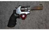 Smith & Wesson 617-6 ~ .22S,L,LR - 1 of 2