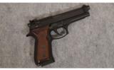 Beretta ~ 92FS ~ 9MM ~ Factory Hard Case - 1 of 2