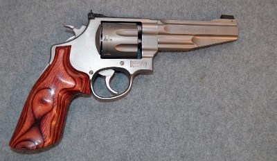 Smith & Wesson ~ 627-5 Performance Ctr ~ .357 Magnum