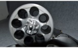 Smith & Wesson ~ 627-5 Performance Ctr ~ .357 Magnum - 4 of 5