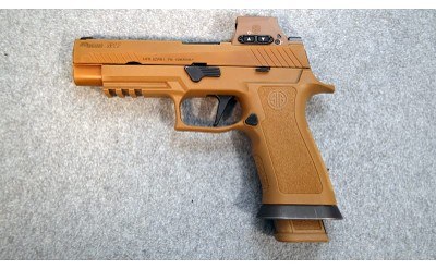 Sig Sauer ~ M17 ~ 9 MM Luger - Image 2 of 2