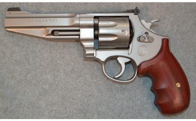 Smith & Wesson ~ Model 627-5 Performance Center ~ .357 Magnum - Image 2 of 2