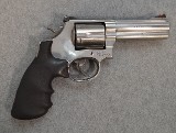 Smith & Wesson ~ 686-5 ~ .357 Magnum - 1 of 2