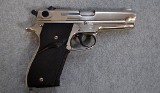 Smith and Wesson ~ 39-2 ~ 9 MM Luger - 1 of 2
