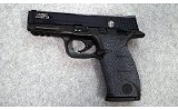 Smith and Wesson ~ M&P22 ~ .22LR - Image 2 of 2