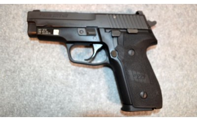 Sig Sauer ~ M11-A1 ~ 9 mm Parabellum - Image 2 of 2