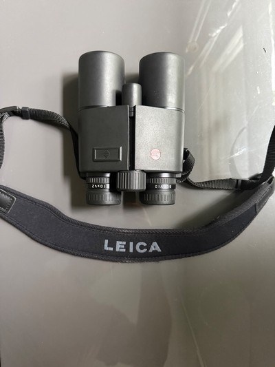 Leica GEOVID 10x42 range finding binocular