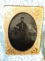 Quarter plate tintype of armed Cavalry sergeant - 4 of 4