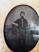 Quarter plate tintype of armed Cavalry sergeant - 2 of 4