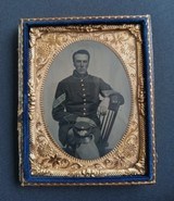 Large quarter plate tintype Civil War sergeant - Image 2 of 4