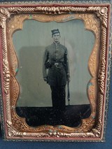 Quarter plate ambrotype of armed soldier - Image 2 of 4