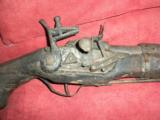Flintlock early gun as you see on the picture, real wood and cast iron - 3 of 5