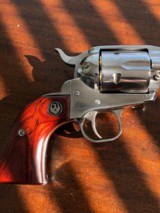 Like New Ruger Vaquero Bright Stainless 5.5” .45LC - 13 of 15