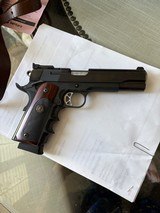 S&W1911 - 4.75” 1911 - Like New - Gunsmith inspected and with Edgar-Kress stamped 1944 leather shoulder rig - original and not repro - 2 mags. - Image 4 of 15