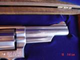 Smith & Wesson 66-1,357mag,4" Chicago Police Dept,125 years service,satin stainless,in case,1980 - 4 of 10