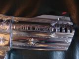 Smith & Wesson model 500,4",500 S&W magnum,fully deep engraved & fully polished by Flannery engraving,new in box,one of a kind work of art !! - 7 of 12