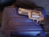 Smith & Wesson model 500,4",500 S&W magnum,fully deep engraved & fully polished by Flannery engraving,new in box,one of a kind work of art !! - 9 of 12
