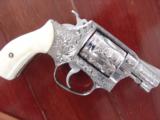 Smith & Wesson 60-7,fully Flannery engraved,,polished stainless,Pearlite grips,38spl,2", awesome showpiece for concealed carry - 2 of 12
