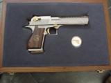 Desert Eagle/Magnum Research 25th Anniversary,rare 114 of 25,custom finish,24K accents,wood grips,& fitter wood case !! awesome !! - 2 of 15