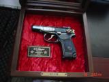 Makarov KGB Commemorative,9x18,high gloss blued,24k accents,pres case,never fired,#158 of 1000.rare & awesome !! - 1 of 15