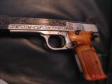 Ben Shostle Master engraved deep relief Smith & Wesson,model 41,2 tone,wood grips,signed Shostle over serial #,very rare one of a kind work of art !! - 1 of 15