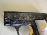 Colt 1908,25 cal,Vest Pocket,fully engraved by Flannery,refinished blue & gold,Pearlite grips,made 1908,a work of art !! - 7 of 15