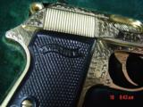 Walther PPK/S, factory engraved,24K gold plated,#94 off 500,380 auto,2 gold mags,certificate,unfired in real leather fitted case-awesome showpiece !! - 9 of 15