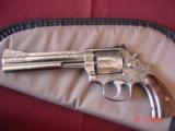 Smith & Wesson 686 no dash,deep relief Master Engraved by Terry Wallace,custom Rosewood grips,6