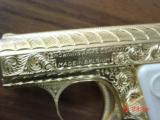 Browning Baby 25cal,Belgium,100%+ master engraved by Flannery,24K plated,white Browning grips,1965,in custom Oak case,a work of art !! - 8 of 15