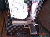 Magnum Research Desert Eagle,50AE,6