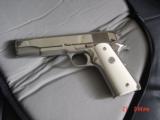 Colt Government 45acp,Fully refinished in bright & mat nickel,real ivory grips,holster,made in 1967,awesome showpiece - 12 of 15