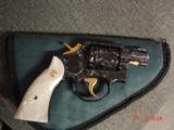 Smith & Wesson 10-5,rare 2" barrel,fully deep hand engraved with 24K gold accents by Flannery engraving,Pearlite grips,circa 1960's-a true wo - 5 of 15