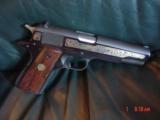 Colt 1911,series 70,U.S.Customs Special Agent commemorative,with badge,fitted wood case,gold engraving & #273,unfired,1789 to 1989-awesome !! - 13 of 15
