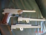 Wichita International Pistol,3 barrel set.10" barrels,7mm Int-R with brass & die,32 H&R mag,& 22LR,break open single shot.very accurate,nice case - 8 of 15
