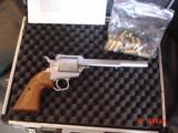 North American Arms RARE 450 Magnum Express,7 1/2",stainless,wood grips,looks like new,heavy aluminum case !! - 2 of 15
