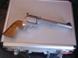 North American Arms RARE 450 Magnum Express,7 1/2",stainless,wood grips,looks like new,heavy aluminum case !! - 1 of 15