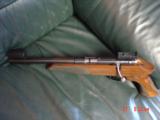 Anschutz Exemplar 10" 22 LR, Bo-Mar rear site & large hooded front site, full wood stock,5 shot bolt action,super accurate-very clean ! - 6 of 15