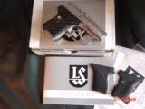 Seecamp LWS 380,fully deep hand engraved by Flannery Engraving,Carbon fiber grips,box,certificate, a true 1 of a kind masterpiece !! - 12 of 15