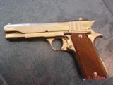 Colt Argentine Army 45,made around 1950,24k plated,lanyard loop,wood grips,nice fitted case,a real showpiece - 4 of 15