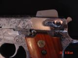 Smith & Wesson 639, 4",9mm,fully engraved & polished by Flannery Engraving,2 mags,wood grips,holster,certificate etc. a real work of art.!! - 4 of 15