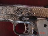 Ruger SR1911CMD, 45auto,4" Commander,extra full Flannery Engraved,certificate,2 mags,Pearlite & wood grips,,& its a 1 of a kind showpiece !! - 5 of 15