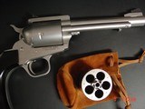 Freedom Arms Model 83 454 Casull & 2nd cylinder in 45LC in pouch,6" Magna Ported,original box, adj. sight, special order custom grips from factor - 4 of 15