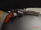 Smith & Wesson 586 no dash,Cleveland Police Dept.Comm.,24K engraved,wood grips,glass & wood pres.case,1986,#460 of 500-awesome - 15 of 15