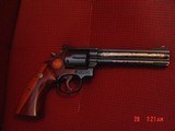 Smith & Wesson 586 no dash,Cleveland Police Dept.Comm.,24K engraved,wood grips,glass & wood pres.case,1986,#460 of 500-awesome - 11 of 15