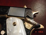 Colt Govt.1911,45acp,fully refinished & master engraved by S.Leis,bright blue & 24K gold,never fired,Pearlite grips,1 of a kind work of art !! - 4 of 15