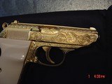 Walther PPK/S 22LR,Flannery Engraved & fully 24K Gold plated,custom & original grips,1 of a kind masterpiece !! - 3 of 15