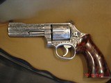 Smith & Wesson 686 no dash,1980,4" 357,custom grips & hammer,fully master engraved,round butt,1 of a kind showpiece !! - 15 of 15